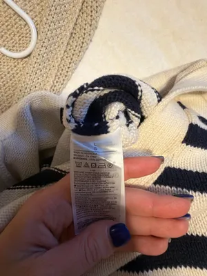 Gab striped V-neck sweater thumbnail 5