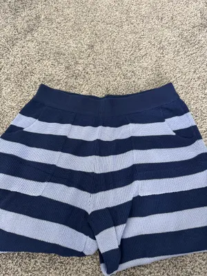 Amazon striped pants  thumbnail 3