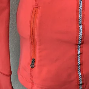 Lululemon Toasty Tech Quilted Elbow Love Red Coral 1/2 Zip Jacket Coat Sz 2 thumbnail 8