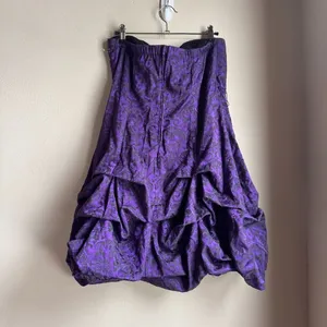 VTG Romantic Vampire Prom Dress thumbnail 5