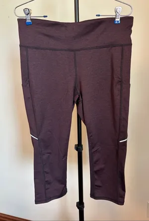 Xersion Maroon Capri Leggings with Reflective Accents thumbnail 1