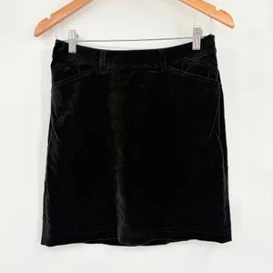 Ann Taylor Loft Velvet Mini Skirt Sz 2 Black Indie Gothic Y2K Holiday Academia thumbnail 2