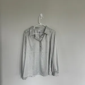 Cabi Striped Blouse Size Large   thumbnail 2