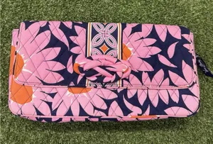 Vera Bradley Knot Just A Clutch Loves Me Pattern Shoulder Bag Casual Wallet thumbnail 1