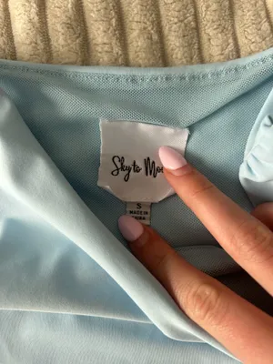 Sky to Moon Light blue going out top thumbnail 2