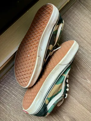 Vans 6.5  camo Women thumbnail 5