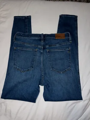 10" High-Rise Roadtripper Supersoft Jeans in Playford Wash thumbnail 9