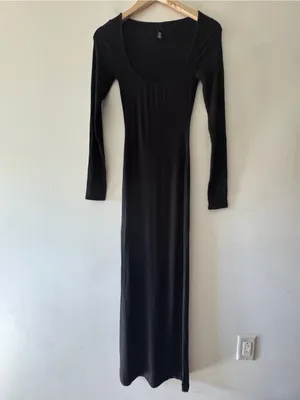 SKIMS Soft Lounge Long Sleeve Ribbed Maxi Dress Black‎ Onyx thumbnail 3