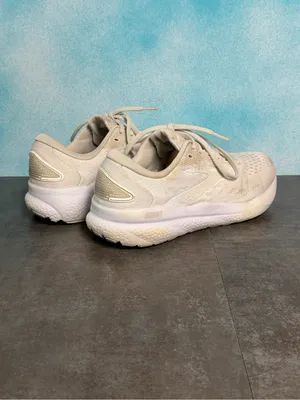 Brooks Ghost 16 Women's White/Pale Gray Running Shoes 1204071B151 Size 7.5B thumbnail 7