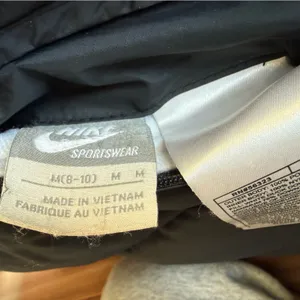 Nike Puffer Down Reversible Vest - size M thumbnail 10
