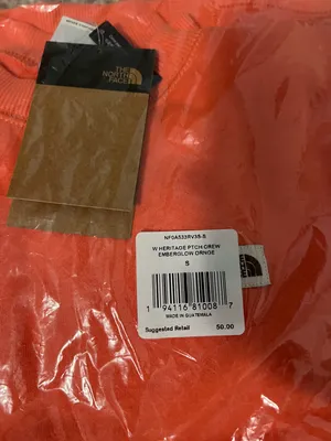 The North Face Women’s Crewneck thumbnail 3