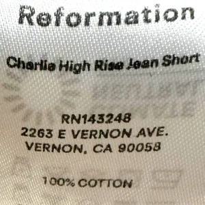 Reformation Charlie High Rise Jean Shorts in Vintage White Size 31 thumbnail 11