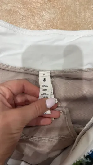 Lululemon Speed Up Shorts 2.5" thumbnail 2