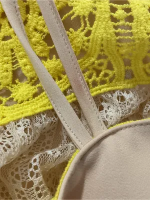 Foxiedox Mia Yellow Lace Halter Mini Dress Womens Size Small thumbnail 4