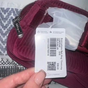 Lululemon Everywhere‎ Belt Bag 1L Corduroy- Deep Luxe/Silver thumbnail 3