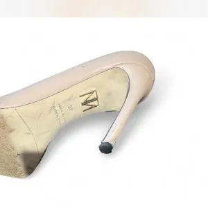 Tamara Mellon Nude Heels Size 6 thumbnail 5