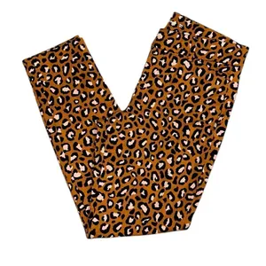 Old Navy Ankle Length Leopard Print Pants(Size 6) thumbnail 1