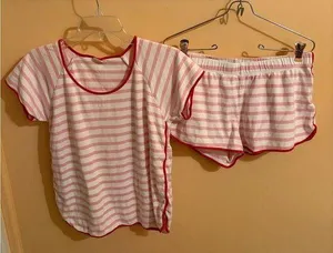 Lake pink & white striped tee & shorts pajama set thumbnail 1