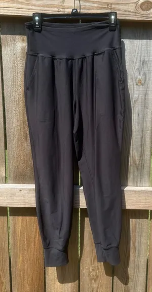 Old Navy Active Powersoft High Rise Joggers Black Go-Dry Leggings Medium thumbnail 1