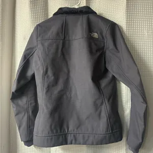 North Face women’s Jacket small thumbnail 2