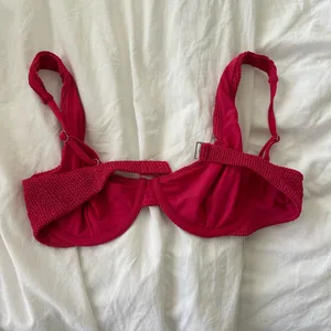 Abercrombie & Fitch Textured Pink Swimsuit Bikini Top thumbnail 2