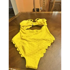 🧷 CUPSHE WOMEN'S ONE PIECE SWIMSUIT CUTOUT SCALLOP TRIM, XL, Yellow🆕 thumbnail 6