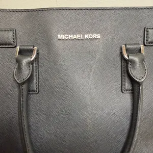 Michael Kors Black Saffiano Tote  thumbnail 2