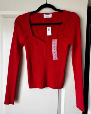 Old Navy Cropped Sweater thumbnail 1