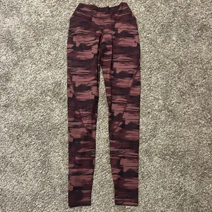 Alphalete Surface Power Pink/Purple Camo‎ Leggings Small thumbnail 5