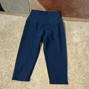 Beyond Yoga Spacedye High Waisted Midi Leggings Womens XS Blue Heathered Cropped thumbnail 2