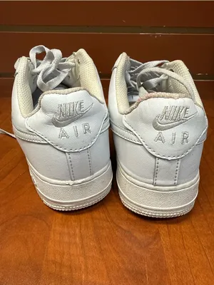 Nike Air Force 1 Low Triple White Sneakers Women’s Size 7 Classic Casual Shoes thumbnail 4