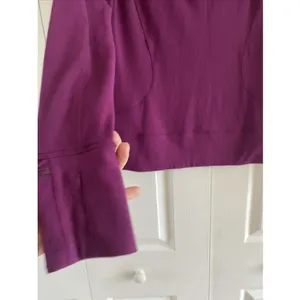 Lululemon Run Turbo 1/2 Zip Pullover Womens Size 6 Purple Athletic Running‎ Top thumbnail 2