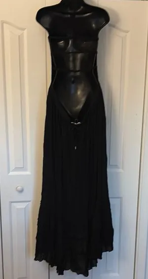 R. Yiposha Elegant Black Halter Maxi Dress Women Size Medium (8/10) thumbnail 3