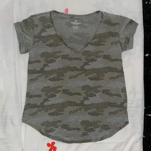 American Eagle Outfitters Camo Tee thumbnail 1