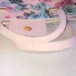 Luv Betsy by Betsy Johnson Pink Floral Purse with Pastel Rose Print thumbnail 12