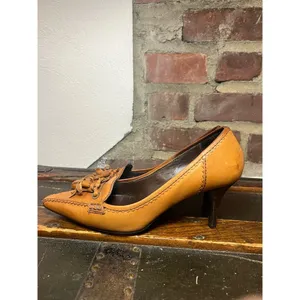 Vintage Circa Joan & David Mustard Pumps thumbnail 4