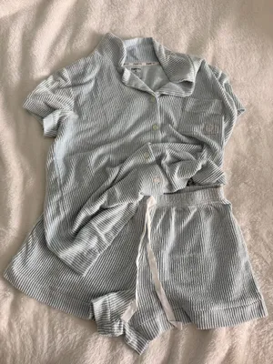 Born PJ matching set Multiple Size M thumbnail 1