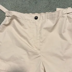 Zara beige hi waist adjustable flat front Shorts thumbnail 3