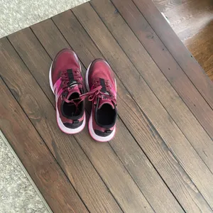 New Balance NTR Women Trail Running Shoe size-8.5 thumbnail 4