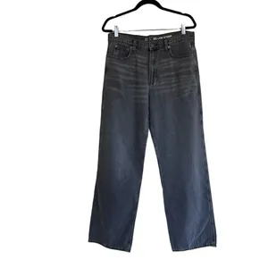 NWOT Gap Low Stride Relax Fit Jeans Black Wash Sz-8 thumbnail 2