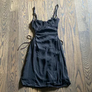 NWT Princess Polly Black Hazel Cutout Dress thumbnail 2
