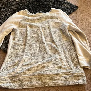 ‎Lou & grey large sweater thumbnail 1