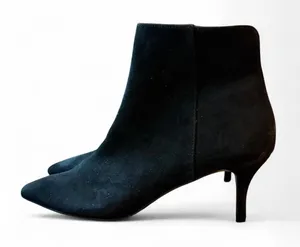 Charles by Charles David Black Suede Pointed Toe Kitten Heel Ankle Boots 8M thumbnail 1