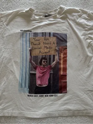 Zara White Graphic Tee thumbnail 1