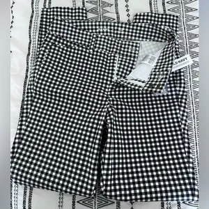 Old Navy High-Waisted Gingham Pixie Ankle Pants ✨NWT✨ thumbnail 4
