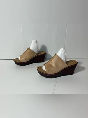 b.o.c. Leather Wedge Slide Sandals women size 8 M thumbnail 3