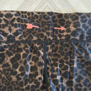The Upside Women’s Cropped Animal Print Leggings thumbnail 6