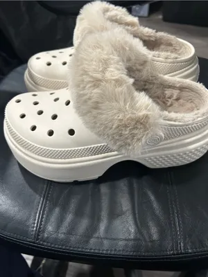 CROCS Cream Faux-Fur Lined Platform Clog Mules thumbnail 2