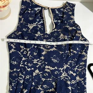 Vince Camuto Navy Blue Floral Lace V Neck Fit & Flare Cocktail Dress Size 4 thumbnail 6