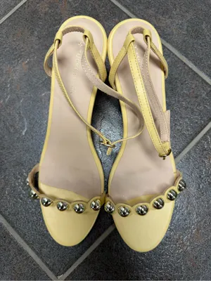 Tuckernuck Ava Heels Open Toe Ankle Strap Sandals Light Butter Yellow 6.5 $275 thumbnail 15